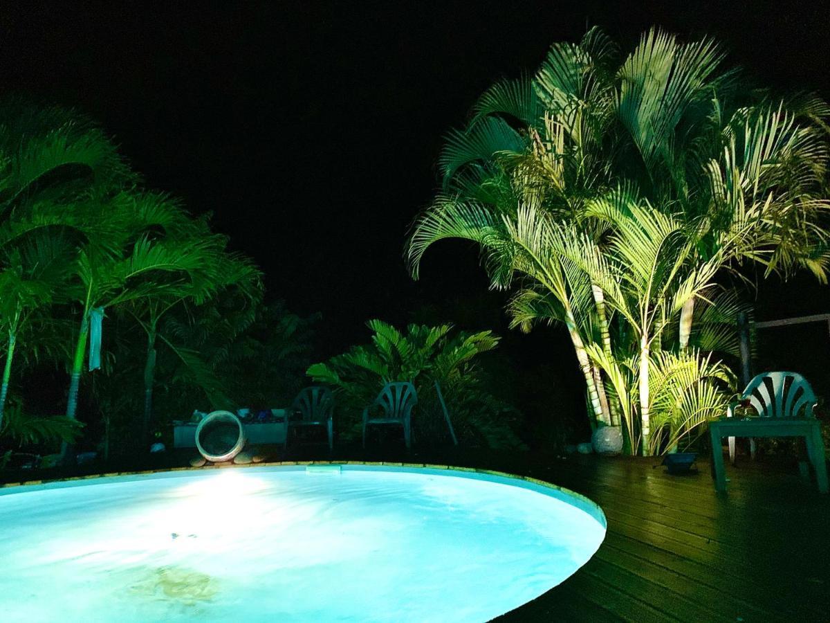 Lodge Pamplemousse Avec Piscine Privative , Dans Parc Calme A 500 M Plage Le Carbet Kültér fotó